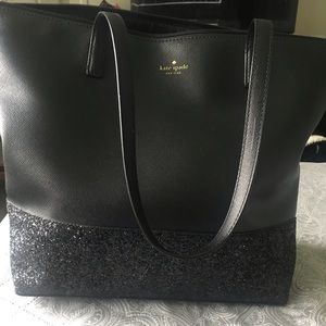 Kate Spade Medium sized Tote . Pending